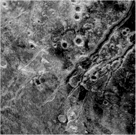 Следы потоков жидкости (вероятно, толинов) на поверхности Плутона (Фото.